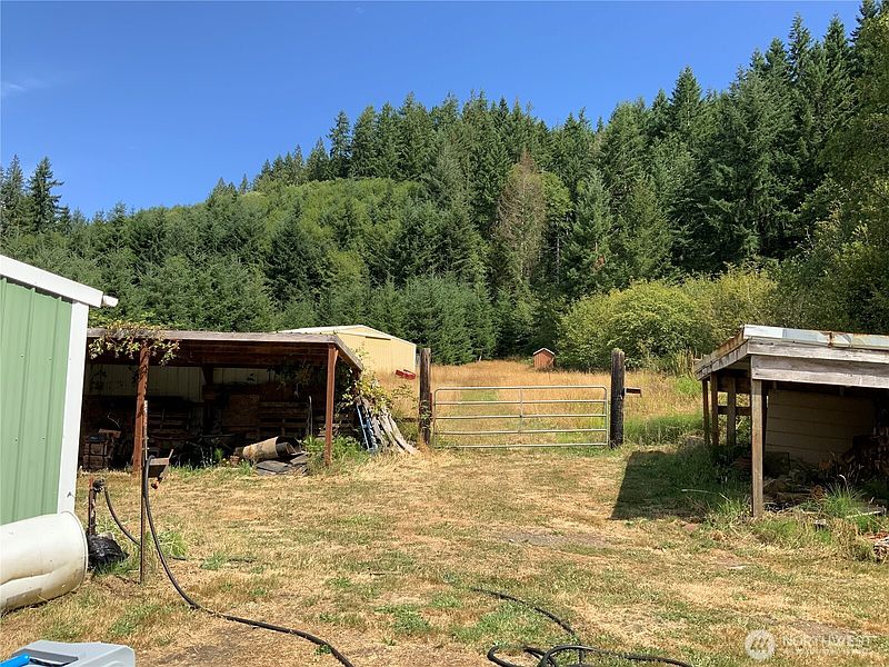 4th image of 100 Half Moon Creek Road