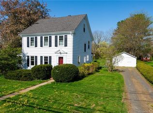 206 State St, Guilford, CT 06437