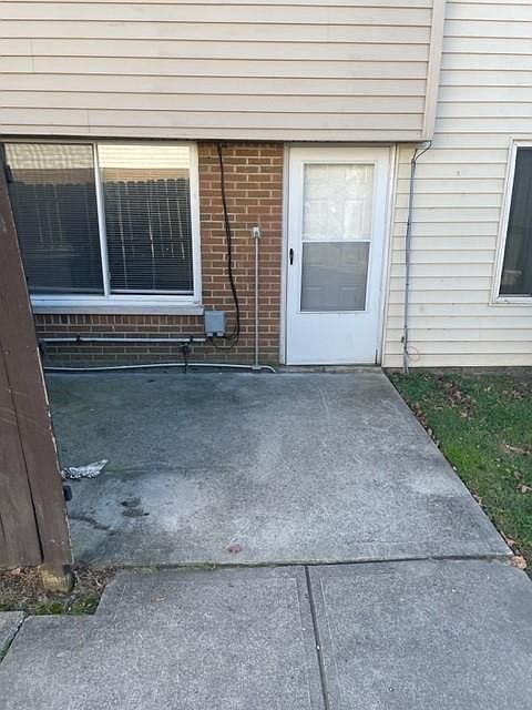 1st image of 2192 Lincoln Ave