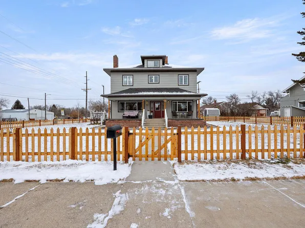 402 E Broadway St, Lewistown, MT 59457