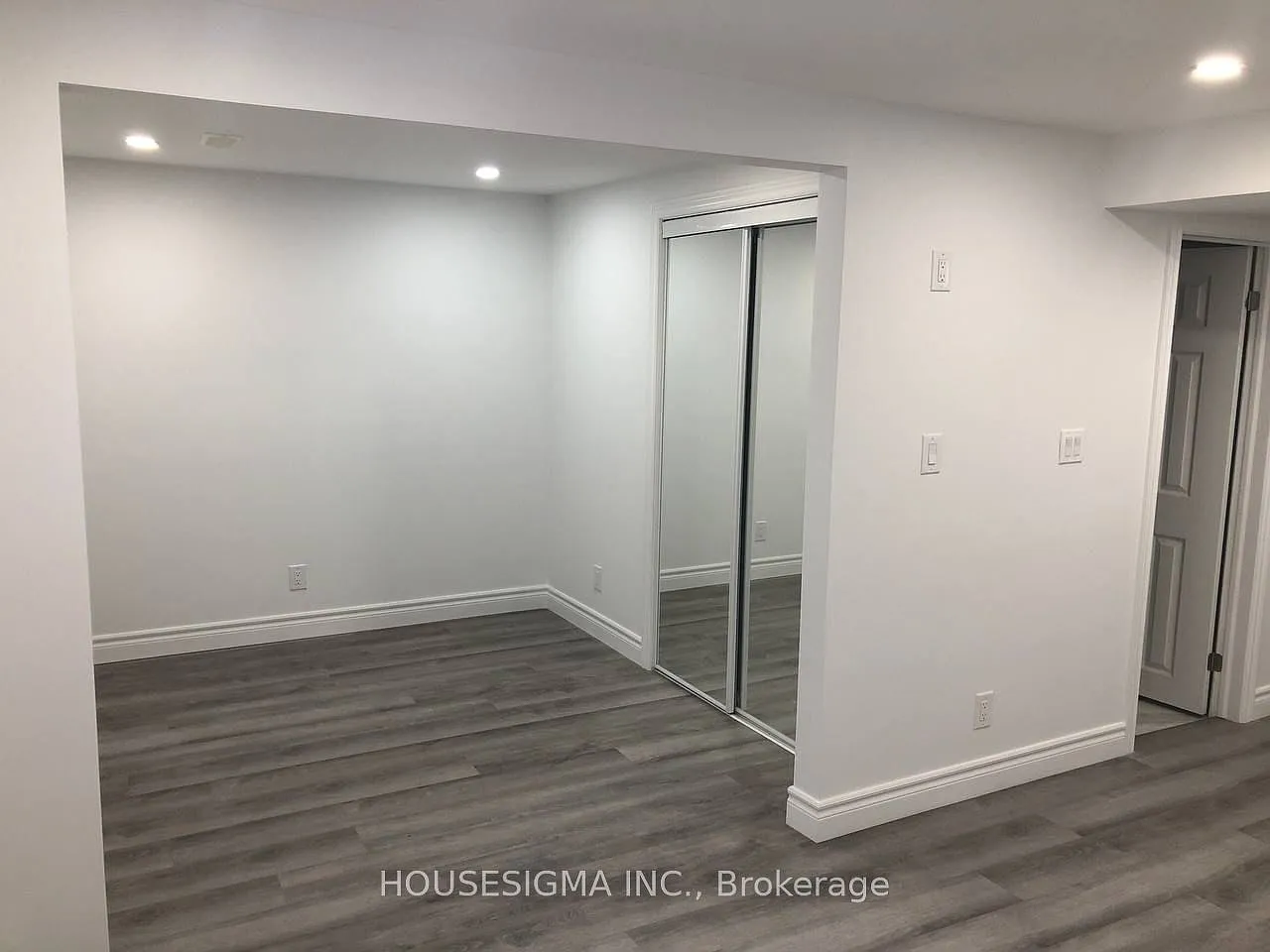 Studio, $1,590 — Photo 4