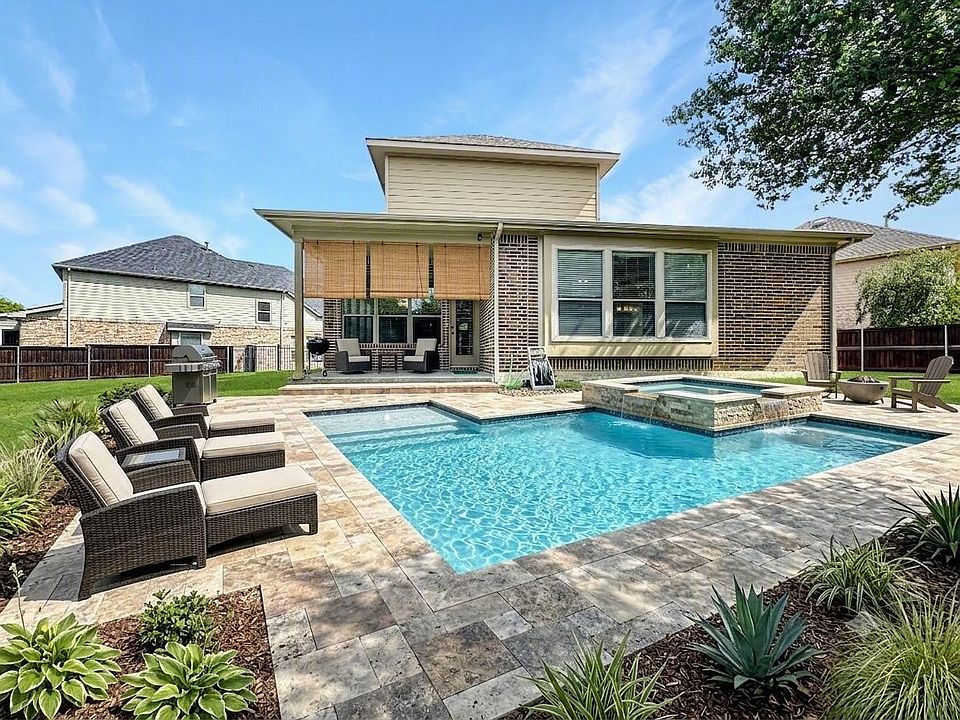 1st image of 401 Varnum Way