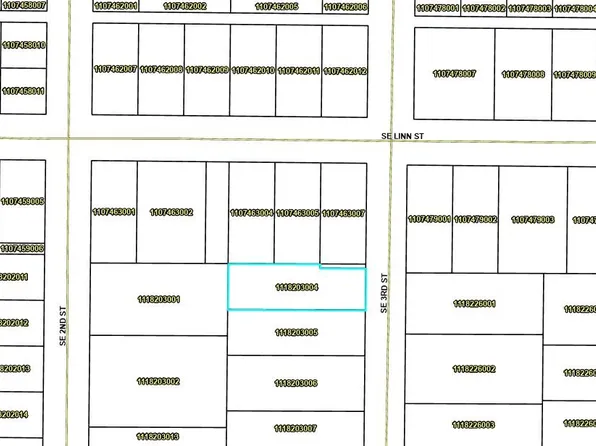 406 SE 3rd St, Greenfield, IA 50849