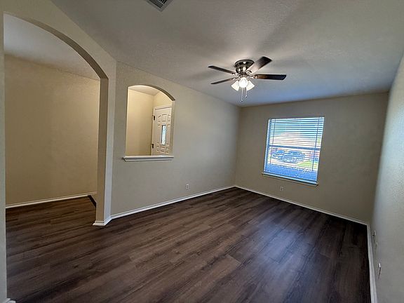 5th image of 311 McCarthur Dr