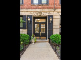 202 E Walton Pl APT 1E, Chicago, IL 60611