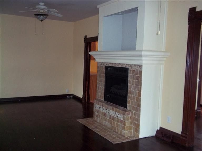 2nd image of 411 N Main St