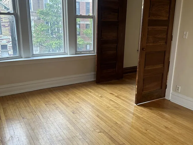 2241 W 21st St #2F — Photo 12