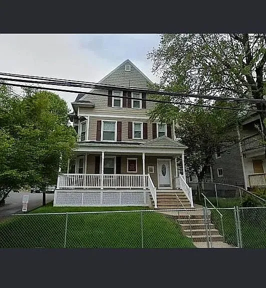 196 Hillside Ave #7 — Photo 1