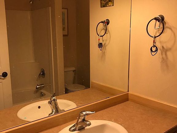 4th image of 3328 W Babcock St APT D