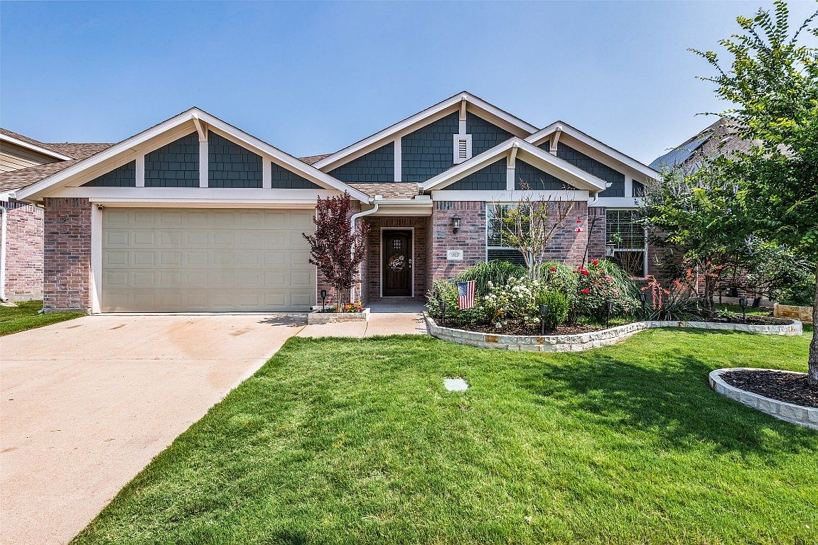 1813 Drover Creek Rd, Aubrey, TX 76227 MLS 20424026 Zillow