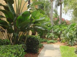1989 Toucan Way UNIT 102, Sarasota, FL 34232