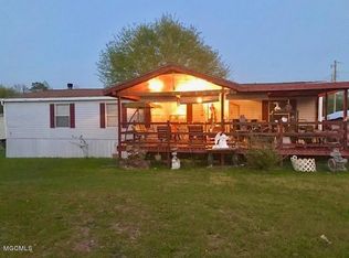 25742 Wolf Creek Rd, Kiln, MS 39556