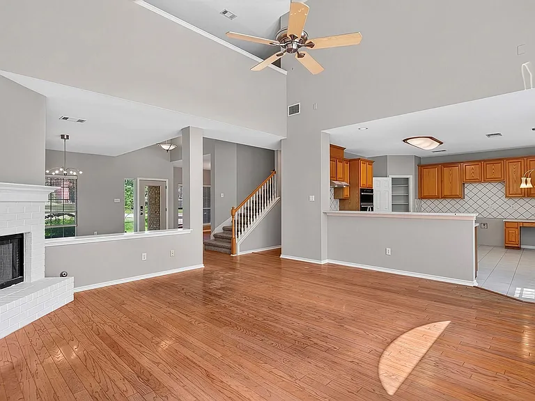 7021 Gentle Oak Dr — Photo 10