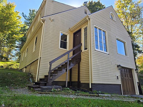 2nd image of 2030 Rexford St
