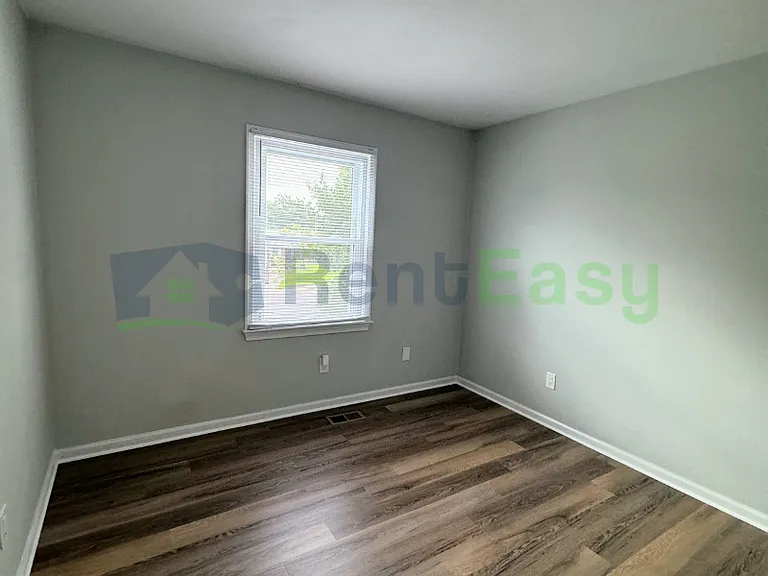 1584 Boles Pl — Photo 19