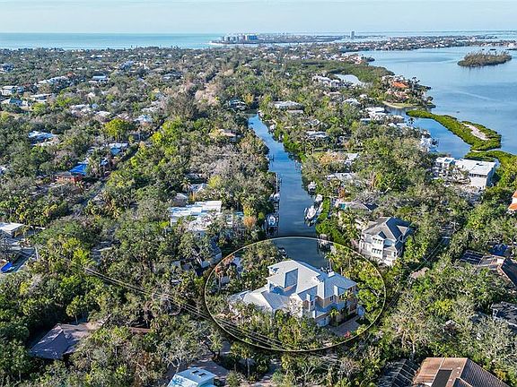 4th image of 5309 Hidden Harbor Rd