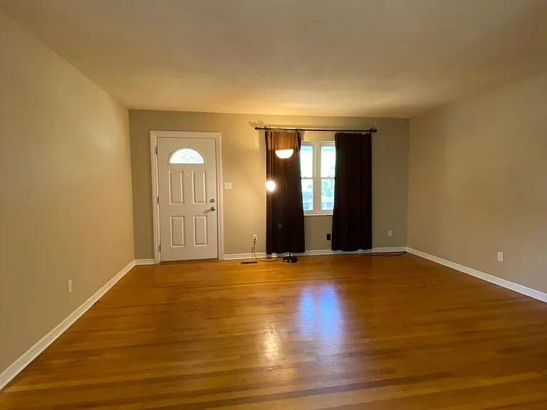 899 Tamarack Ave — Photo 7