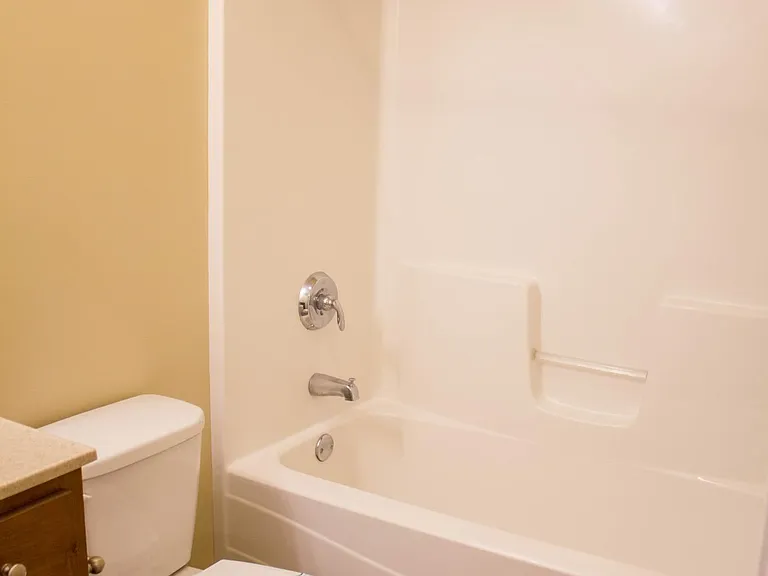 5309 N 10th Ct — Photo 5