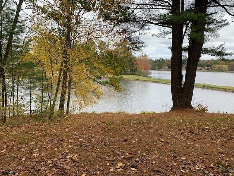 1st image of 228-A N Lake Shr