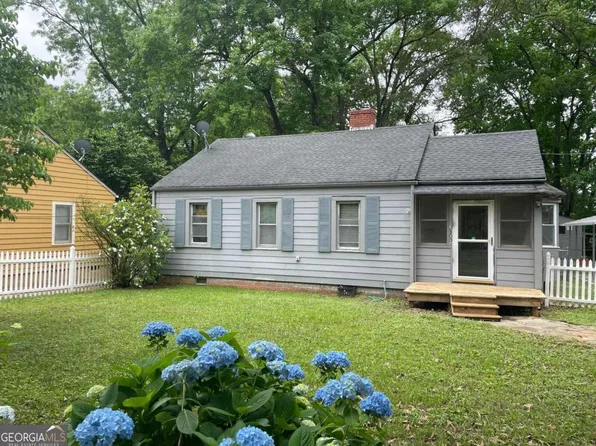 5001 East St, Forest Park, GA 30297