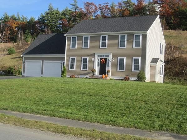 1st image of 83 Fountain Knoll Ln
