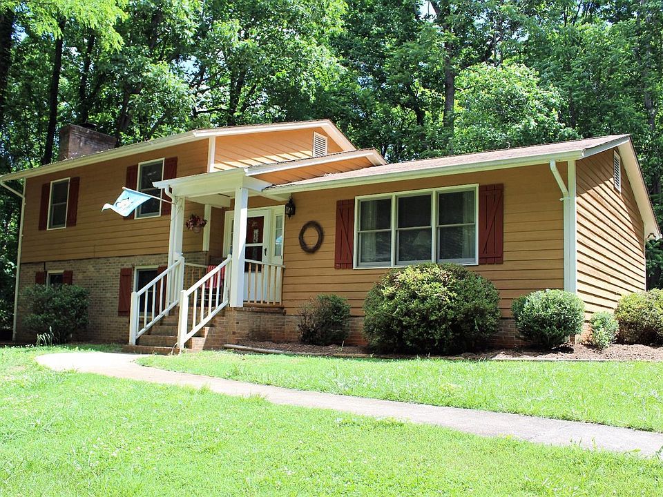 1st image of 100 Clair Ct