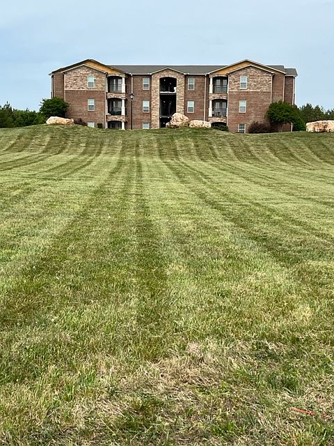 1st image of 107 Reserve Cir #C