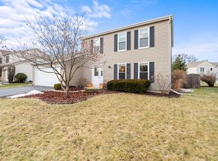 475 Nantucket Rd, Naperville, IL 60565