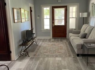 116 Olive St, Chagrin Falls, OH