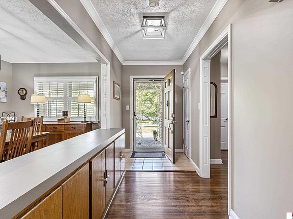 4th image of 1109 S 91st Ave