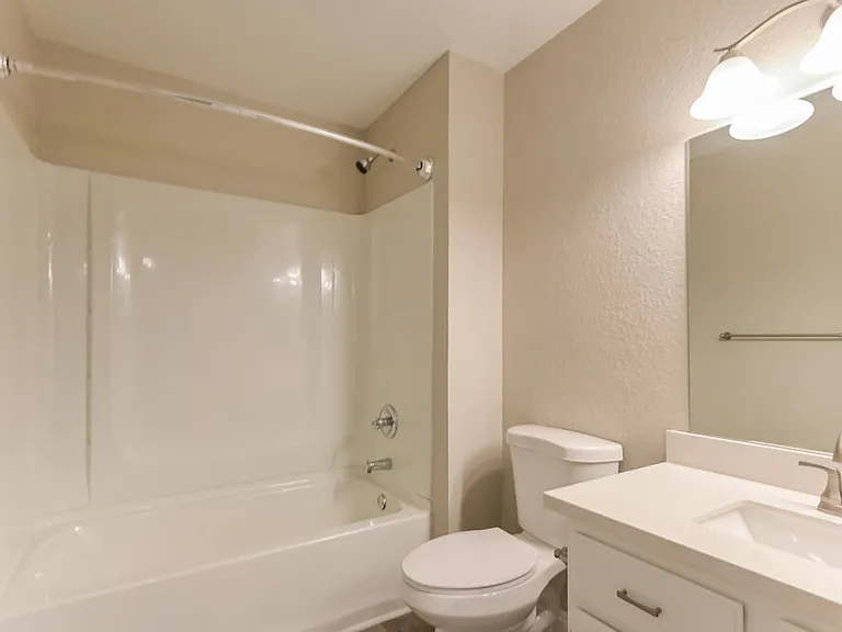2562 Machado Dr — Photo 14