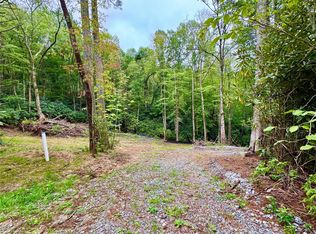 240 Pineland Drive, Highlands, NC 28741