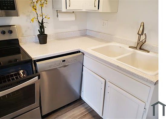 5th image of 7900 Ney Ave APT 8