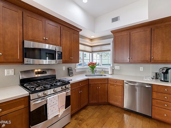 4th image of 841 N 2nd Ave Unit 104
