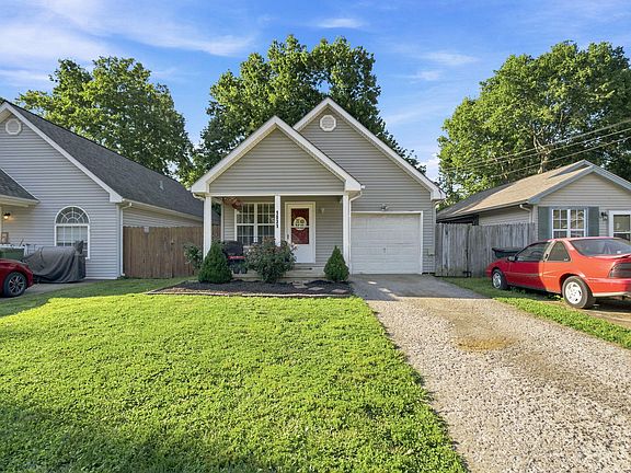 3rd image of 1031 Marshall Park Dr