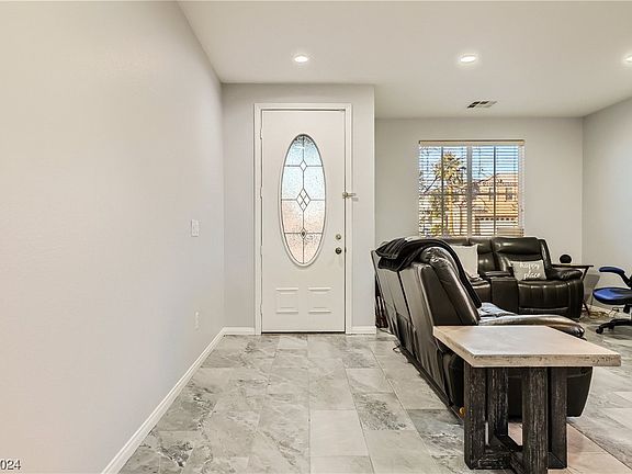 5th image of 6752 Sea Swallow St