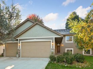 7140 Upper 157th St W, Apple Valley, MN 55124