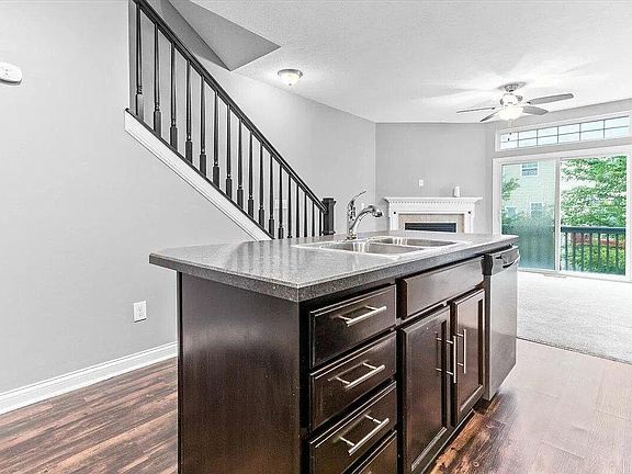 5th image of 332 Lemery Dr #332