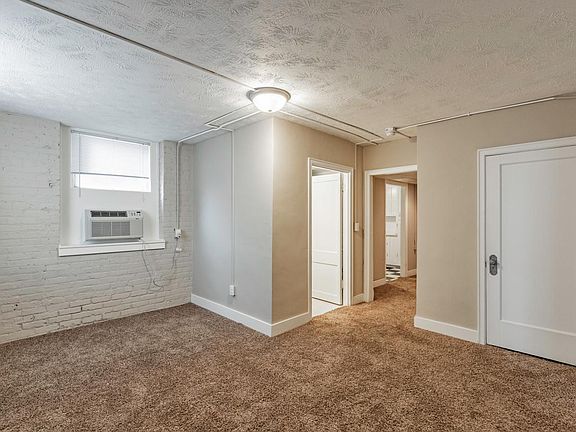 5th image of 115 N 33rd St APT 14