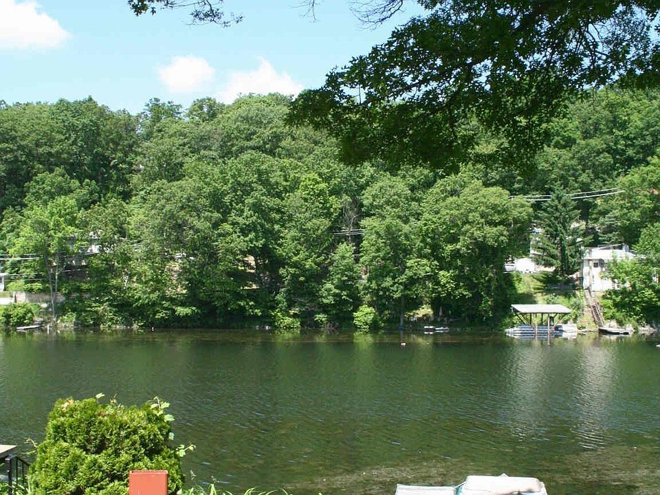 Patio with sunset view  Relax with a beautiful sunset over the water.