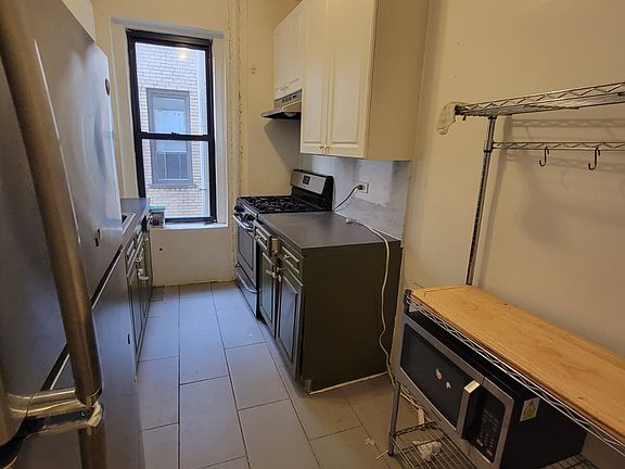 4th image of 225 Parkside Ave APT 5Q