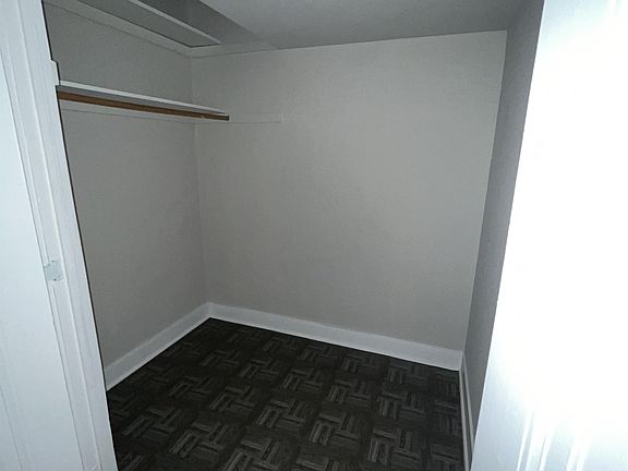 4th image of 5328 Maywood Ave #1