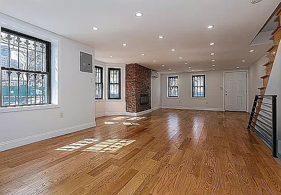 2nd image of 69 Lewis Ave #2