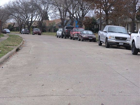 4th image of 301 Camilla Ln