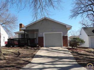 716 SW Grandview Ave, Topeka, KS 66606