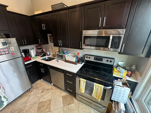 669 Massachusetts Ave #2L, Boston, MA 02118