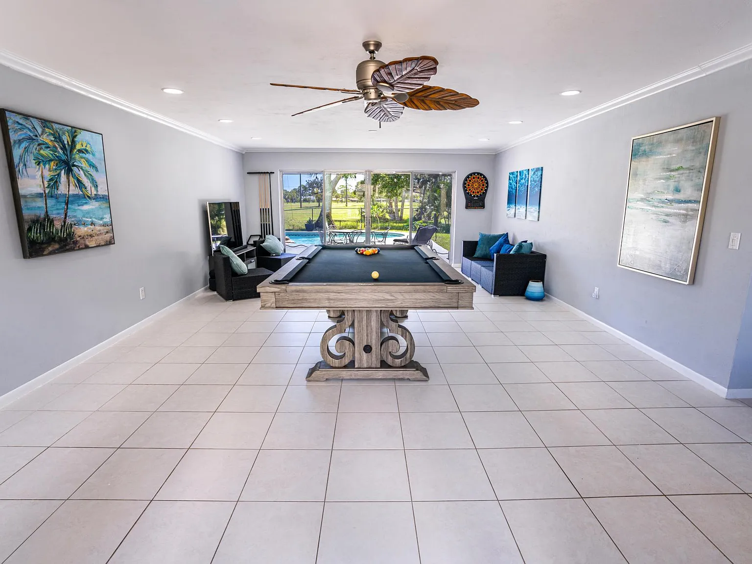 709 Fairway Dr — Photo 4