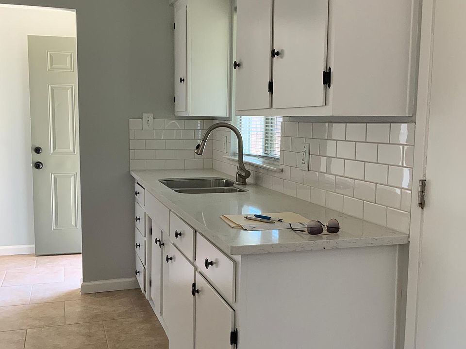 1339 Prusso St, Livingston, CA 95334 Zillow