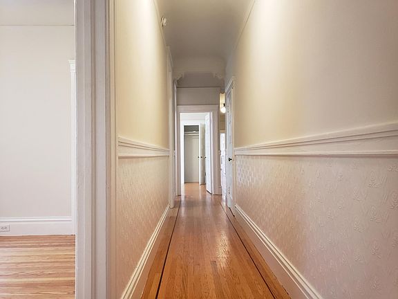 2nd image of 444 Guerrero St #444