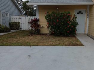 1721 Royal Forest Ct, West Palm Beach, FL 33406